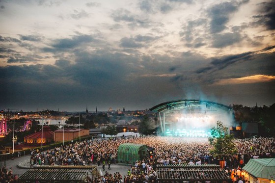 Konsert på Sollidenscenen.