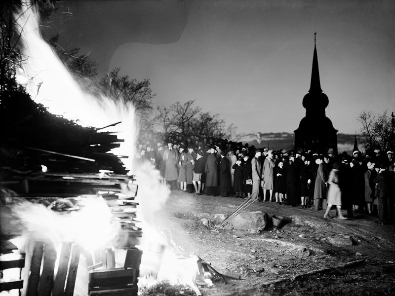 Valborg på Skansen, 1930. Foto: Lennart Håwi/Stockholms stadsmuseum